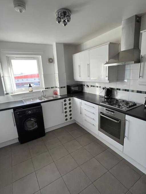 Modern 2 Bedroom Flat Near Glasgow City Centre Zewnętrze zdjęcie