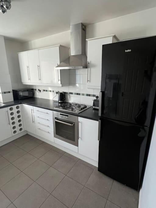 Modern 2 Bedroom Flat Near Glasgow City Centre Zewnętrze zdjęcie